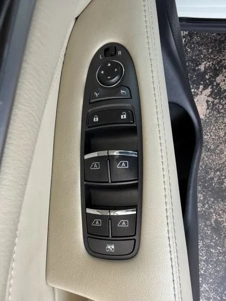 Used 2019 INFINITI QX60 Pure AWD/4WD image 42