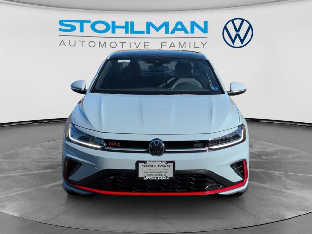 New 2027 Volkswagen Jetta GLI Autobahn FWD image 2