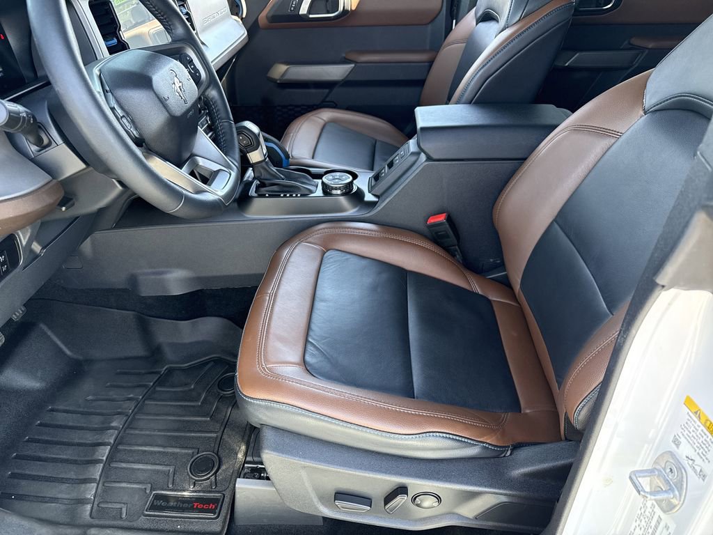 Used 2023 Ford Bronco Outer Banks image 9