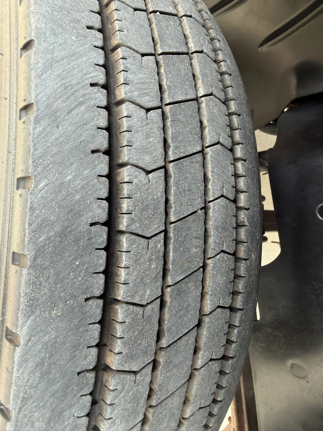 Used 2004 Chevrolet Kodiak C4500 2WD Crew Cab image 10