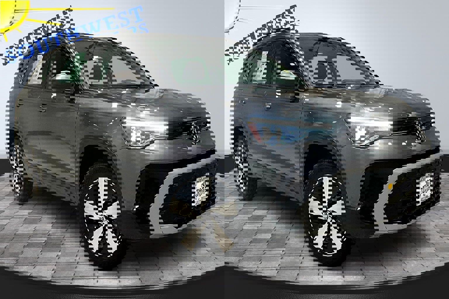 Used 2025 Volkswagen Taos S image 3