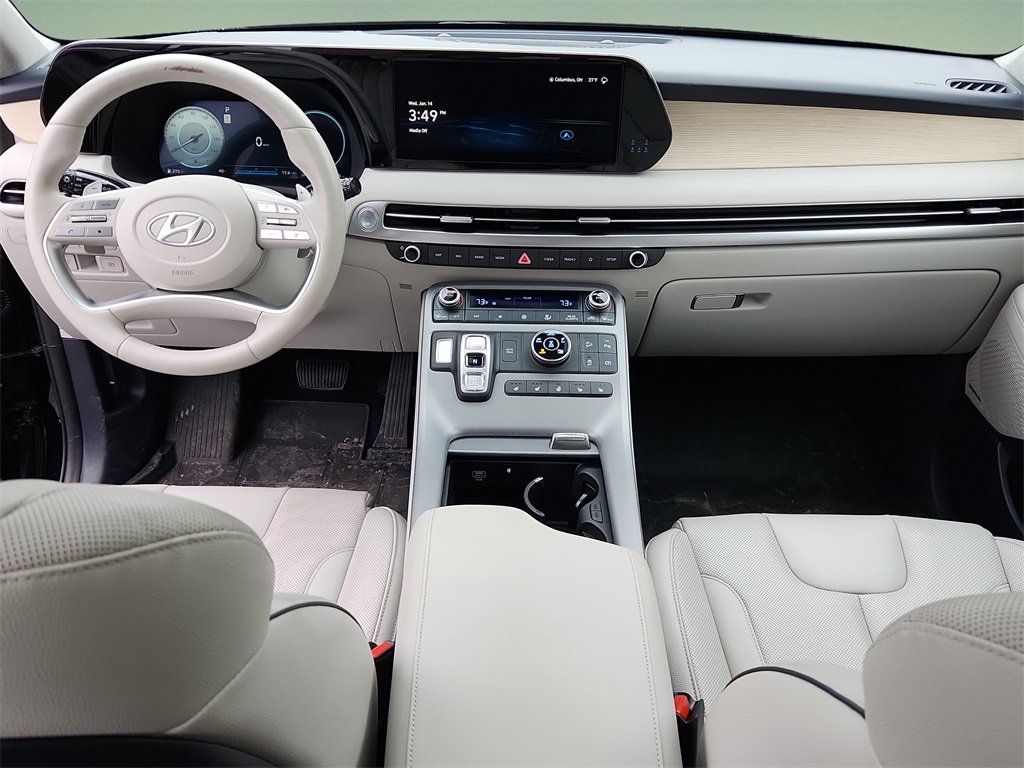 Used 2023 Hyundai Palisade Limited w/ Cargo Package image 17
