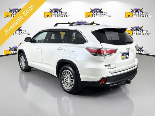 Used 2016 Toyota Highlander Plus AWD/4WD image 7