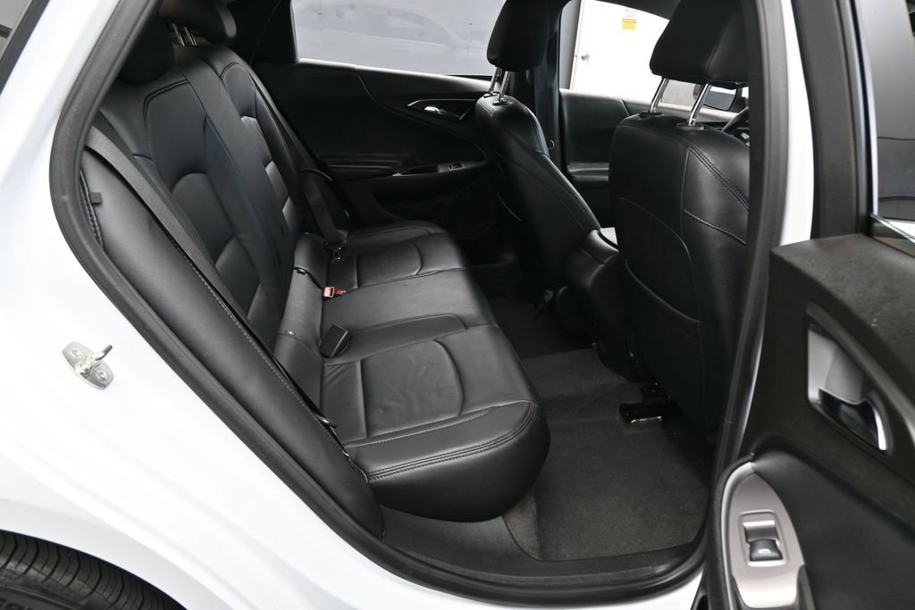 Used 2024 Chevrolet Malibu RS FWD image 31