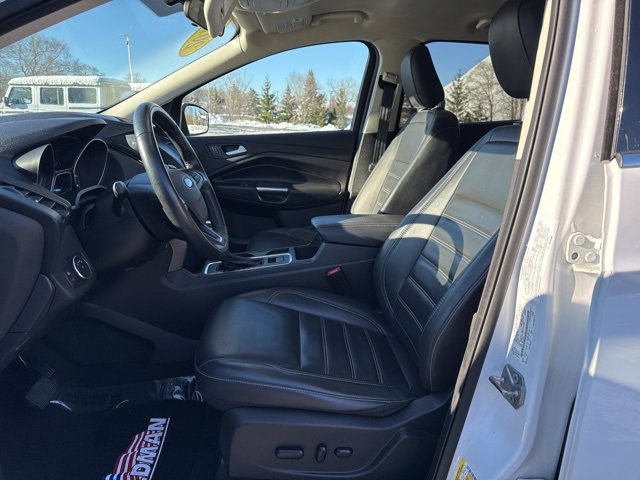 Used 2019 Ford Escape SEL image 18