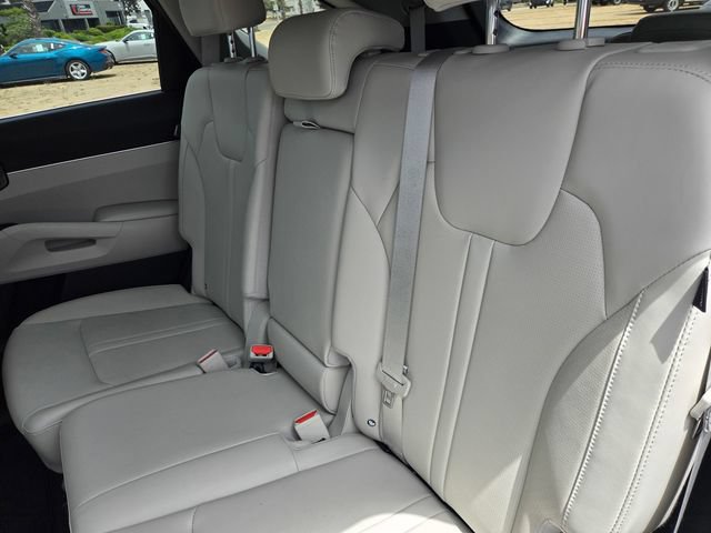 Used 2026 Kia Sorento S FWD image 10