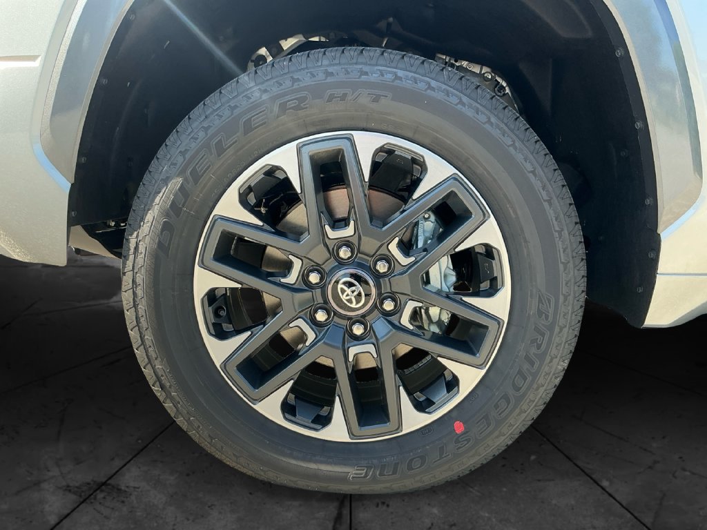 New 2026 Toyota Tundra Limited AWD/4WD image 15
