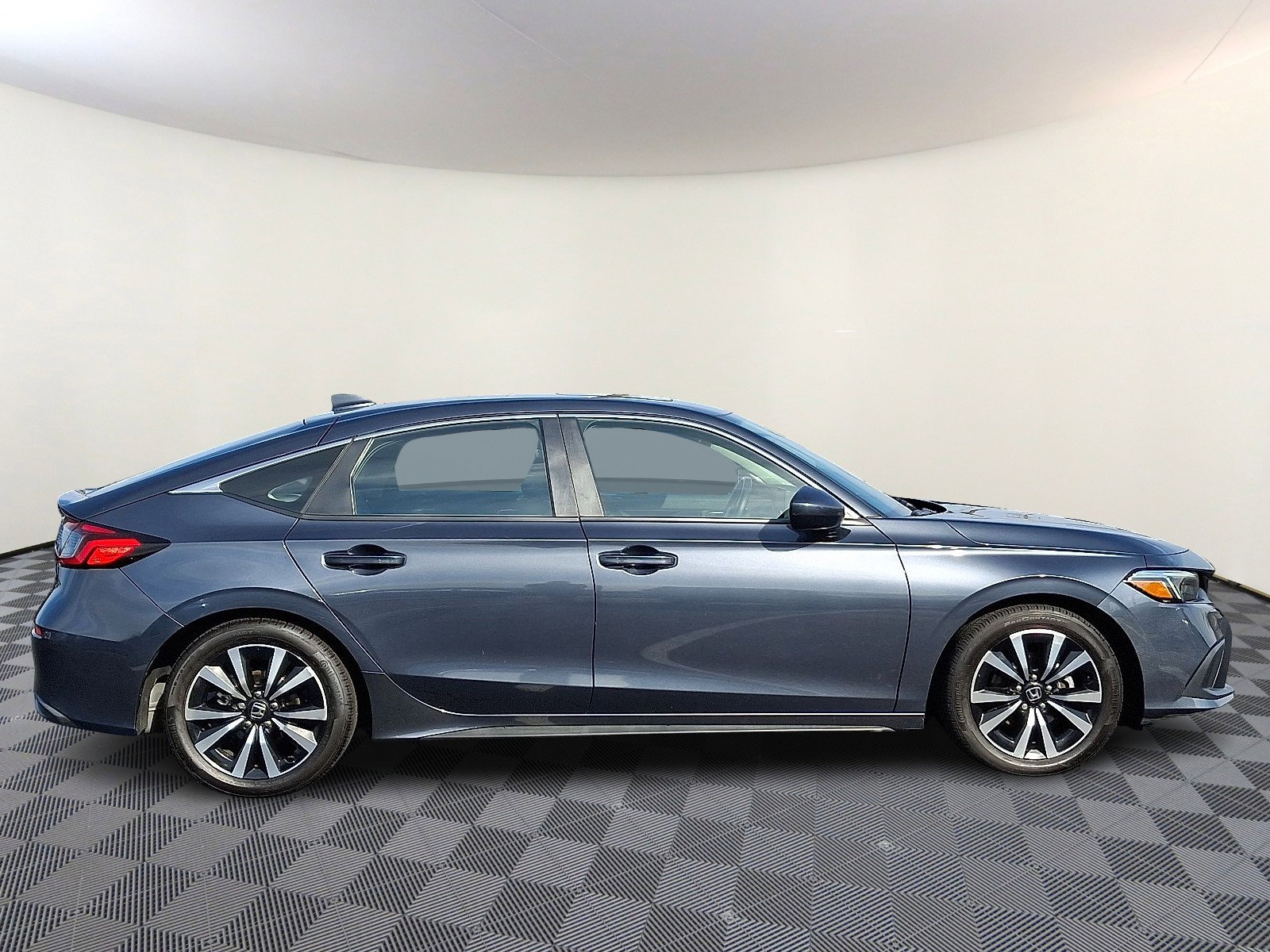 Used 2022 Honda Civic EX-L image 8