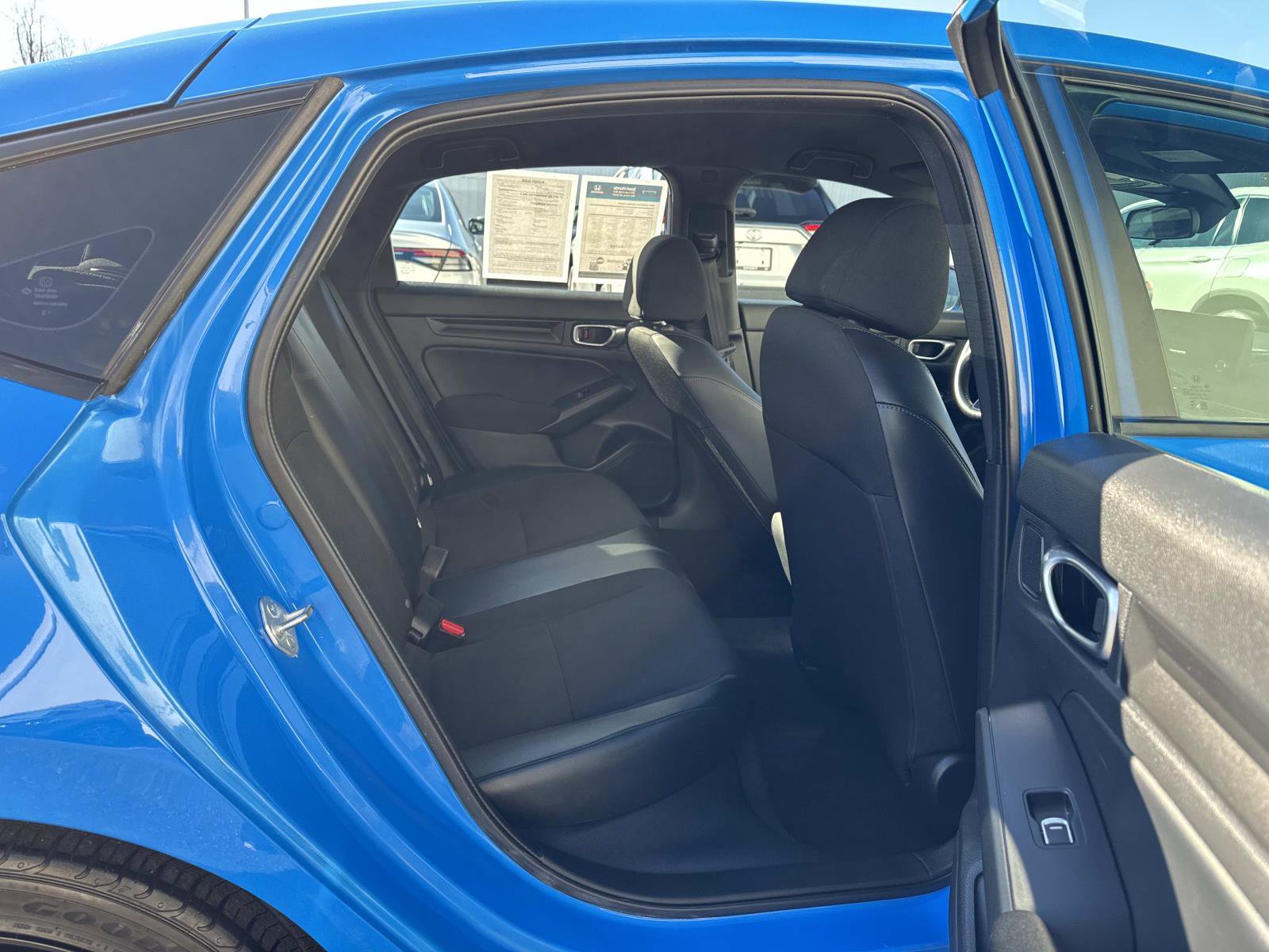 Used 2023 Honda Civic Sport image 15