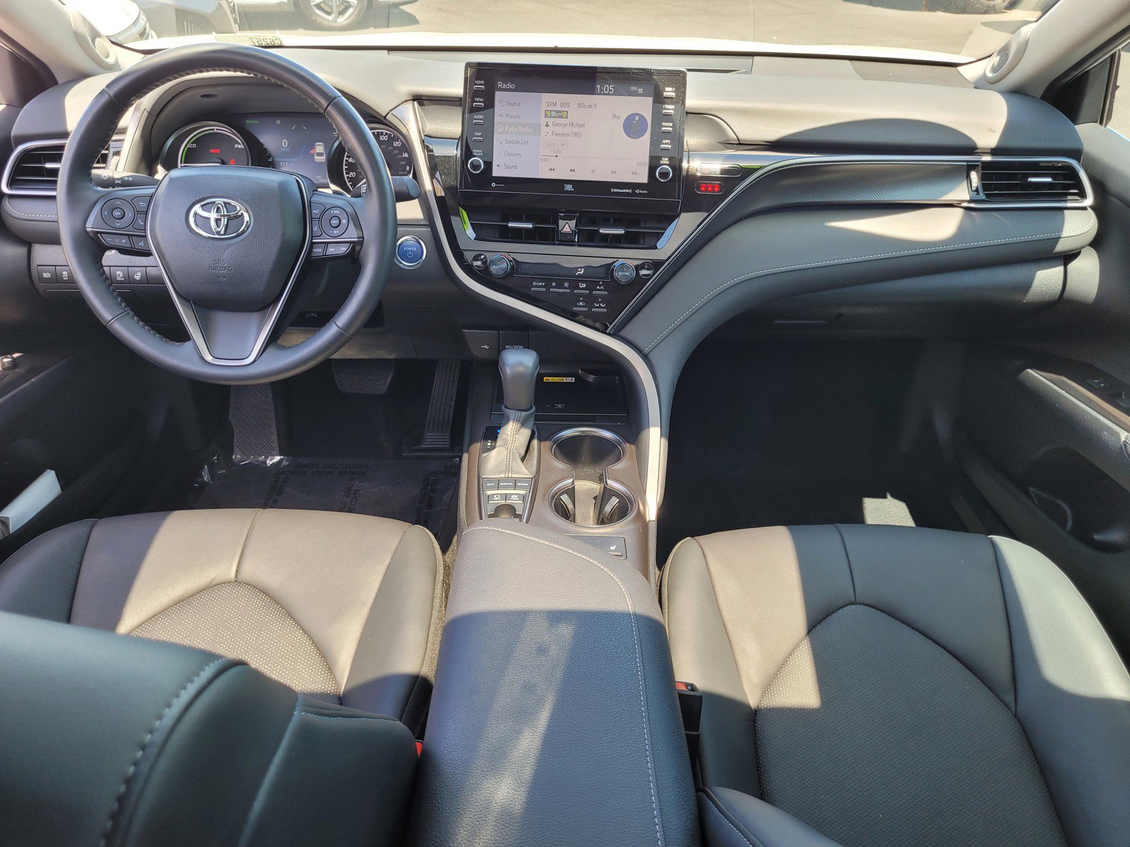 Used 2024 Toyota Camry XSE w/ Navigation Package FWD image 14
