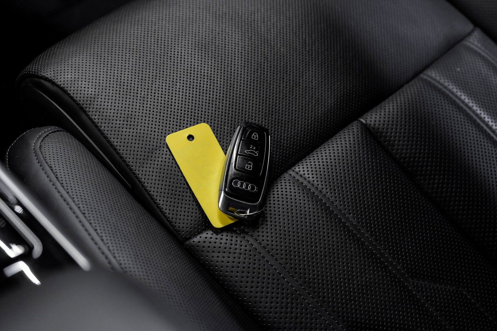 Used 2022 Audi A8 L 3.0T w/ Luxury Package image 71