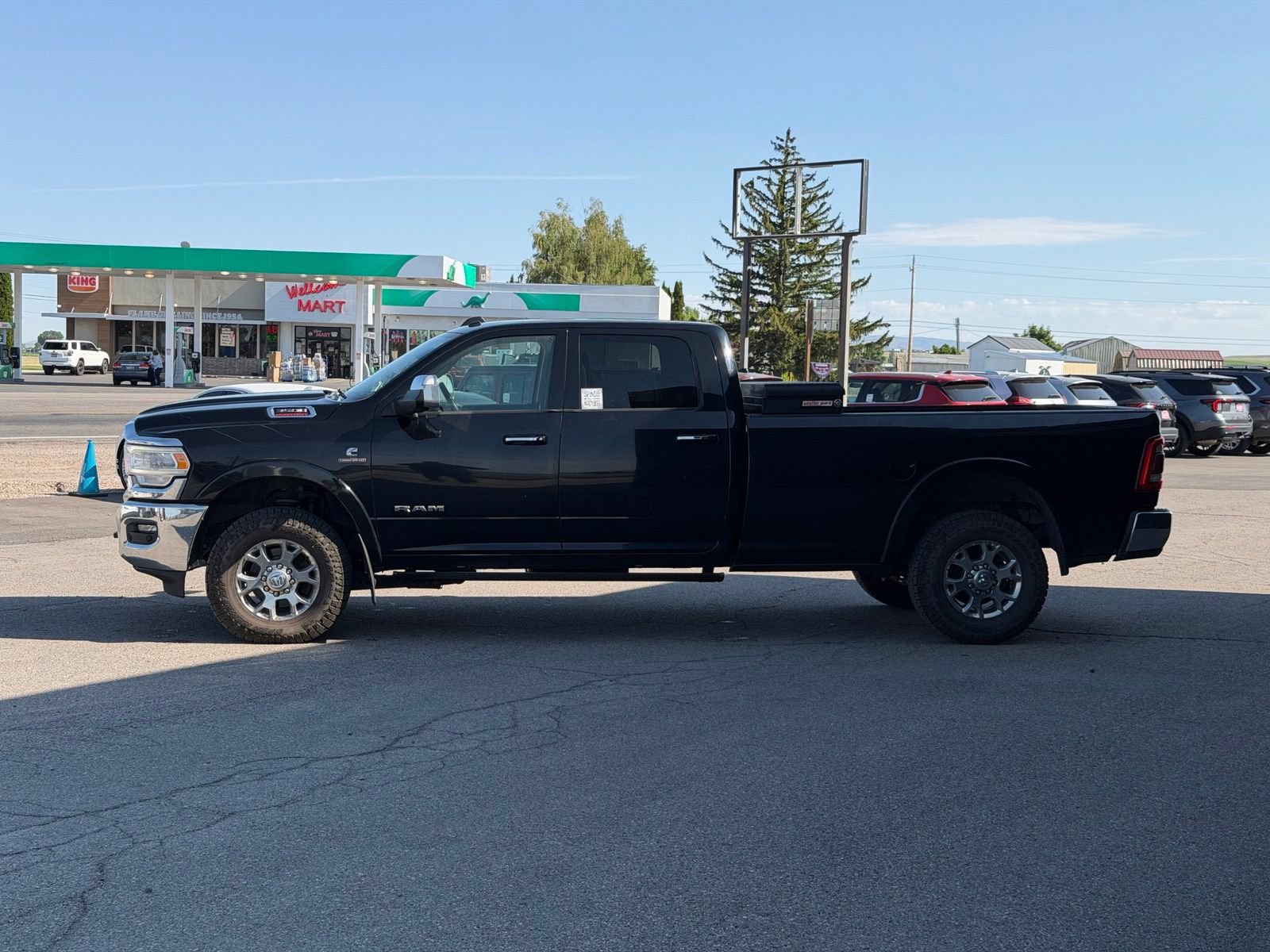 Used 2020 RAM 3500 Laramie AWD/4WD image 6