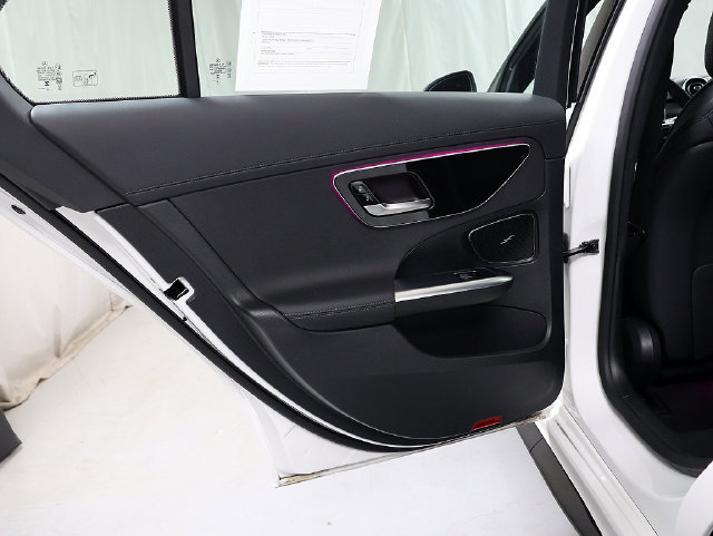 Certified 2026 Mercedes-Benz C 43 AMG 4MATIC Sedan image 31