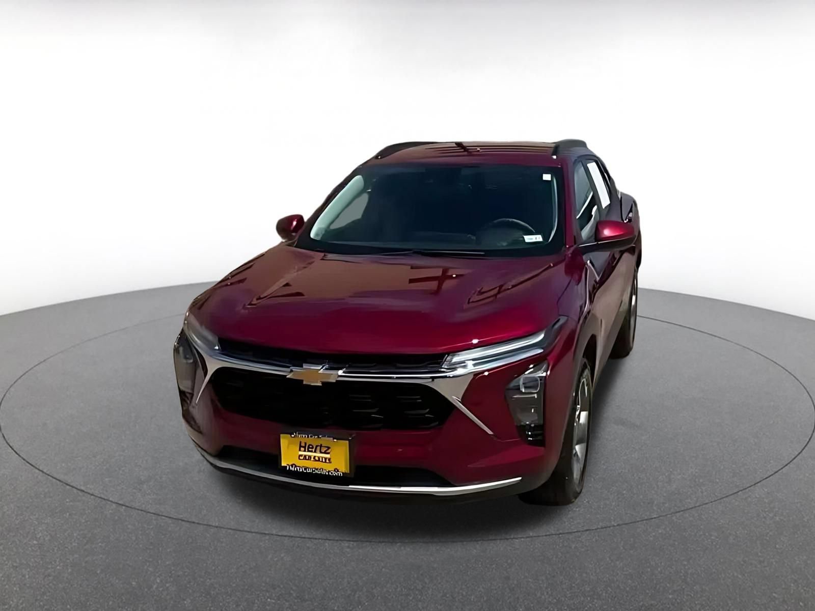 Used 2025 Chevrolet Trax LT FWD image 8