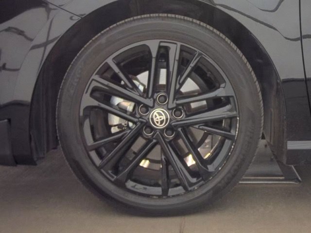 Used 2026 Toyota Camry SE FWD image 21