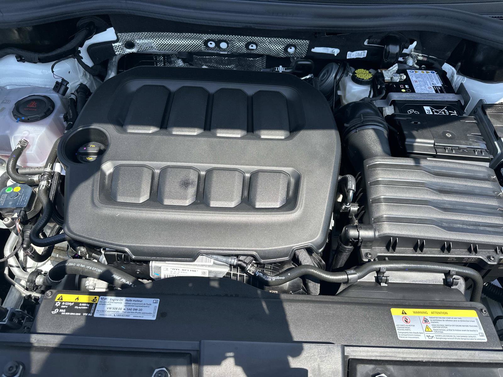 Used 2025 Volkswagen Tiguan SE AWD/4WD image 10