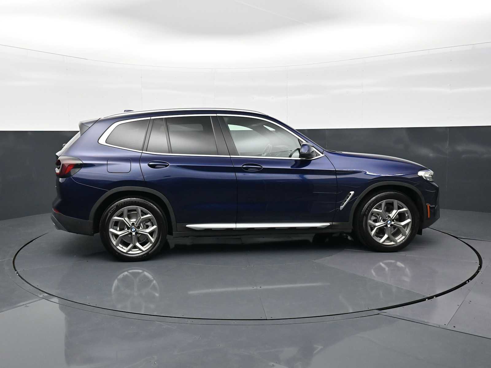 Certified 2022 BMW X3 sDrive30i w/ Premium Package 2 RWD image 4