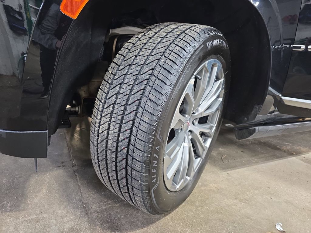 Used 2022 GMC Yukon XL Denali image 37