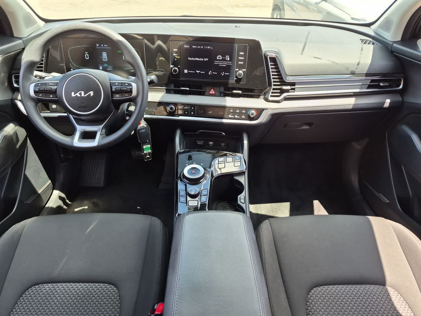 Used 2023 Kia Sportage LX AWD/4WD image 16
