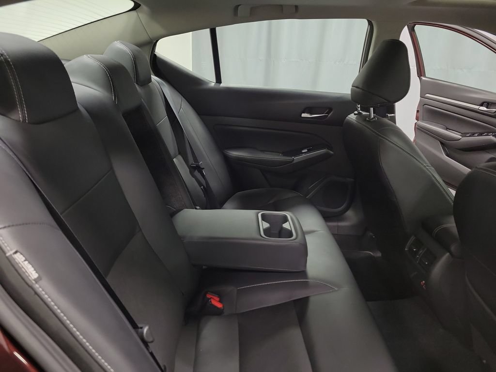 Used 2024 Nissan Altima 2.5 SL FWD image 27