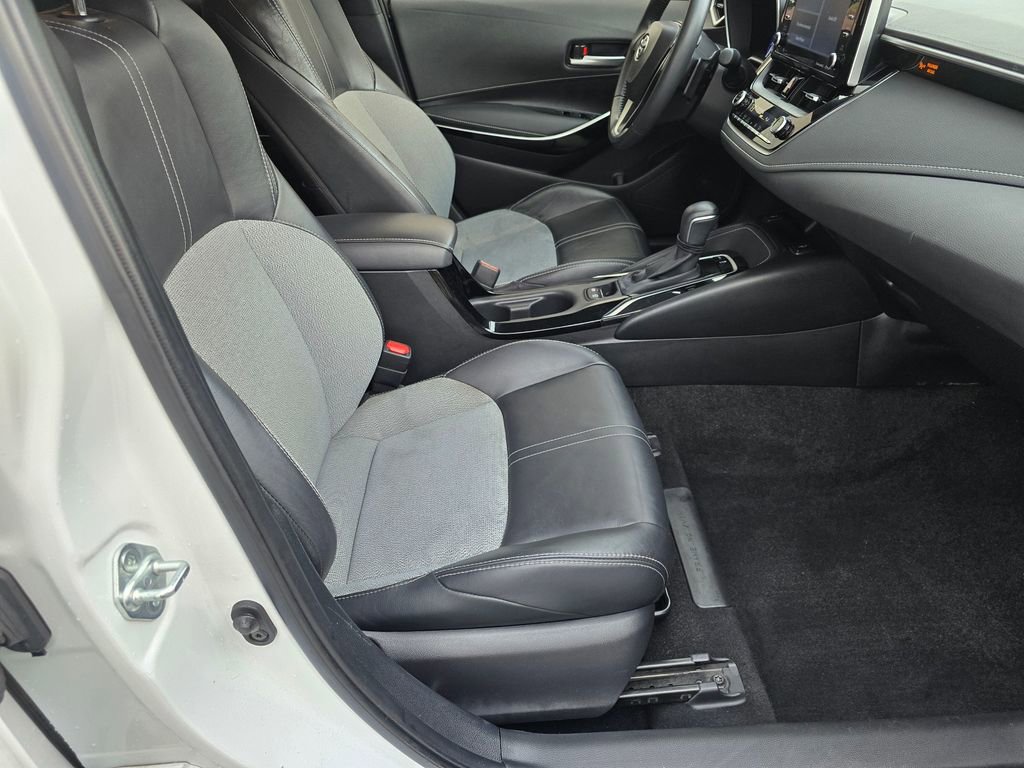 Used 2021 Toyota Corolla XSE image 12