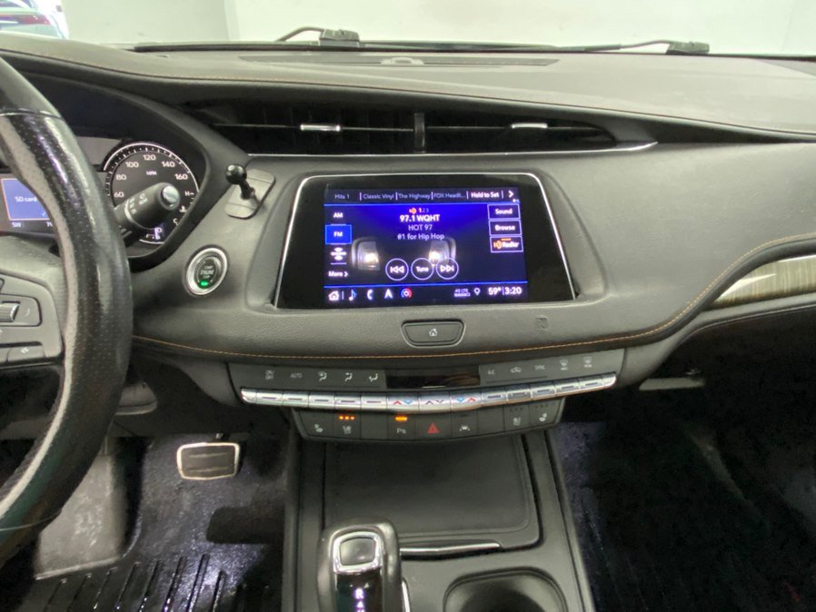 Used 2019 Cadillac XT4 Sport AWD/4WD image 28