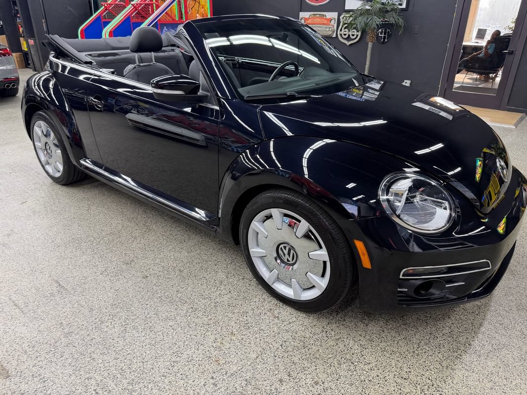 Used 2019 Volkswagen Beetle 2.0T S FWD image 14