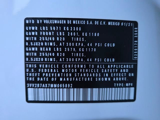 Used 2021 Volkswagen Tiguan SE R-Line image 27