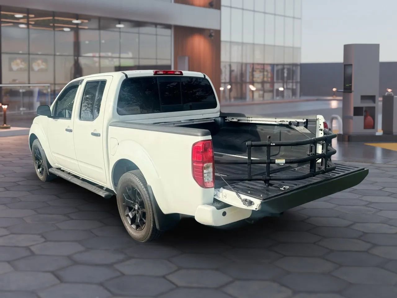 Used 2018 Nissan Frontier SV w/ Value Truck Package image 10