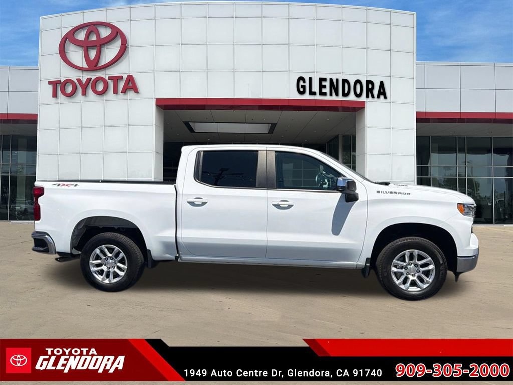 Used 2025 Chevrolet Silverado 1500 LT AWD/4WD image 12