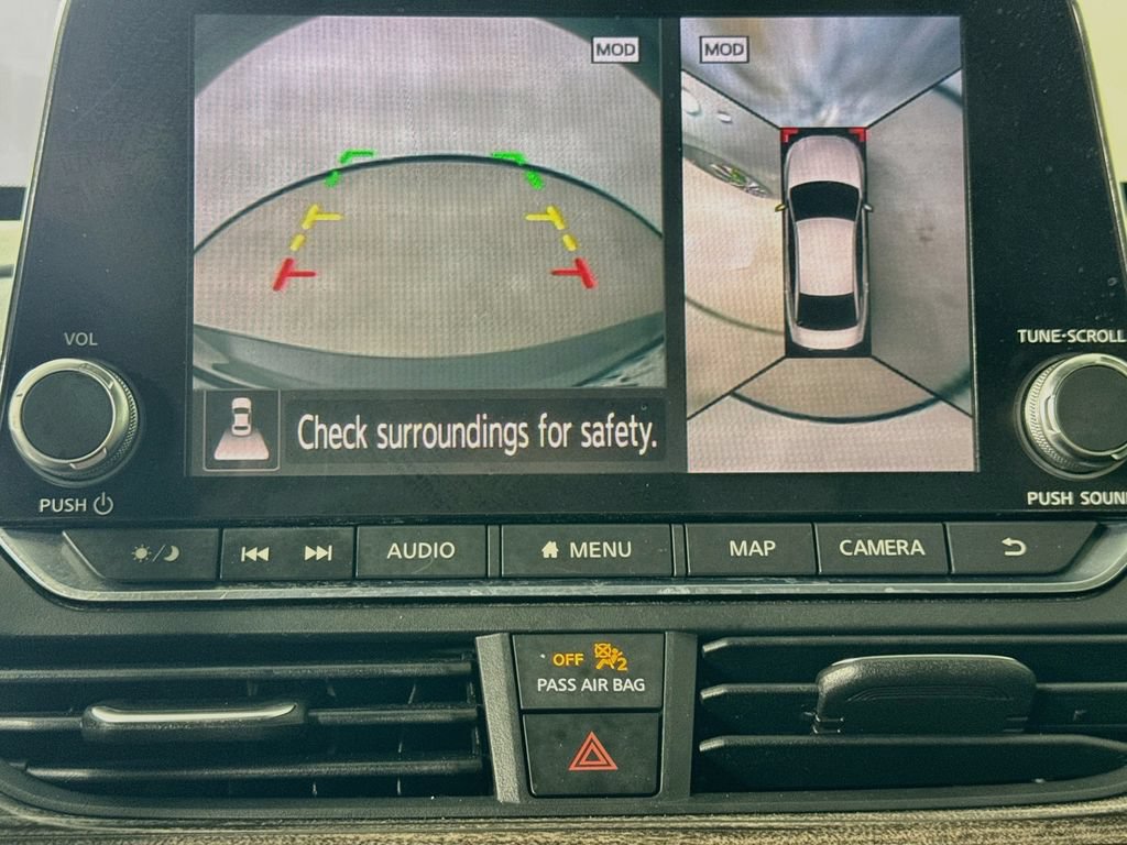 Used 2019 Nissan Altima 2.5 Platinum FWD image 14