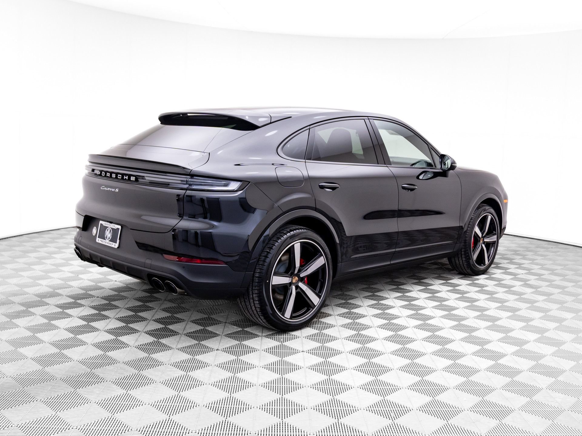 New 2026 Porsche Cayenne S image 8