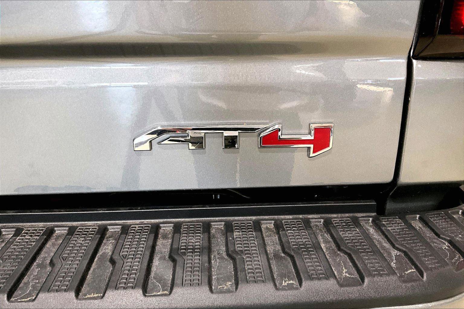 New 2026 GMC Sierra 1500 AT4 w/ Technology Package image 11