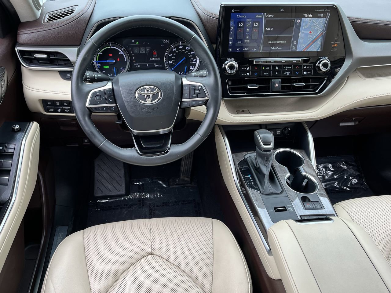 Used 2021 Toyota Highlander Limited image 10