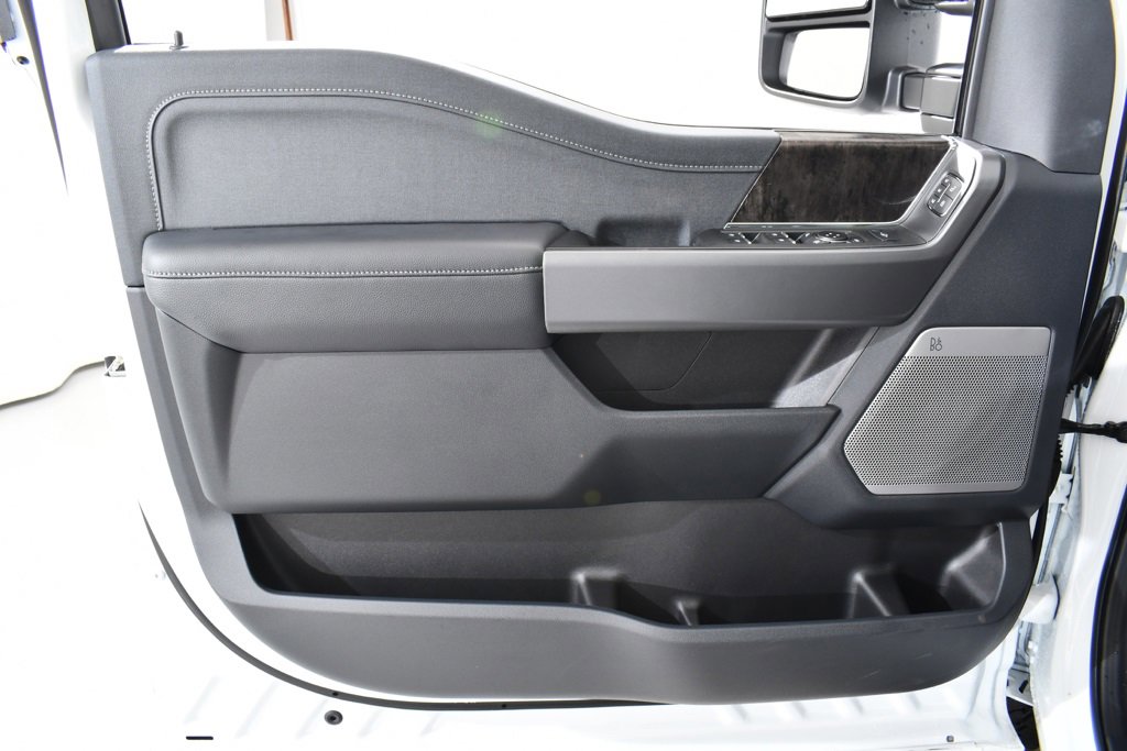 New 2026 Ford F350 Lariat w/ Black Appearance Package image 27