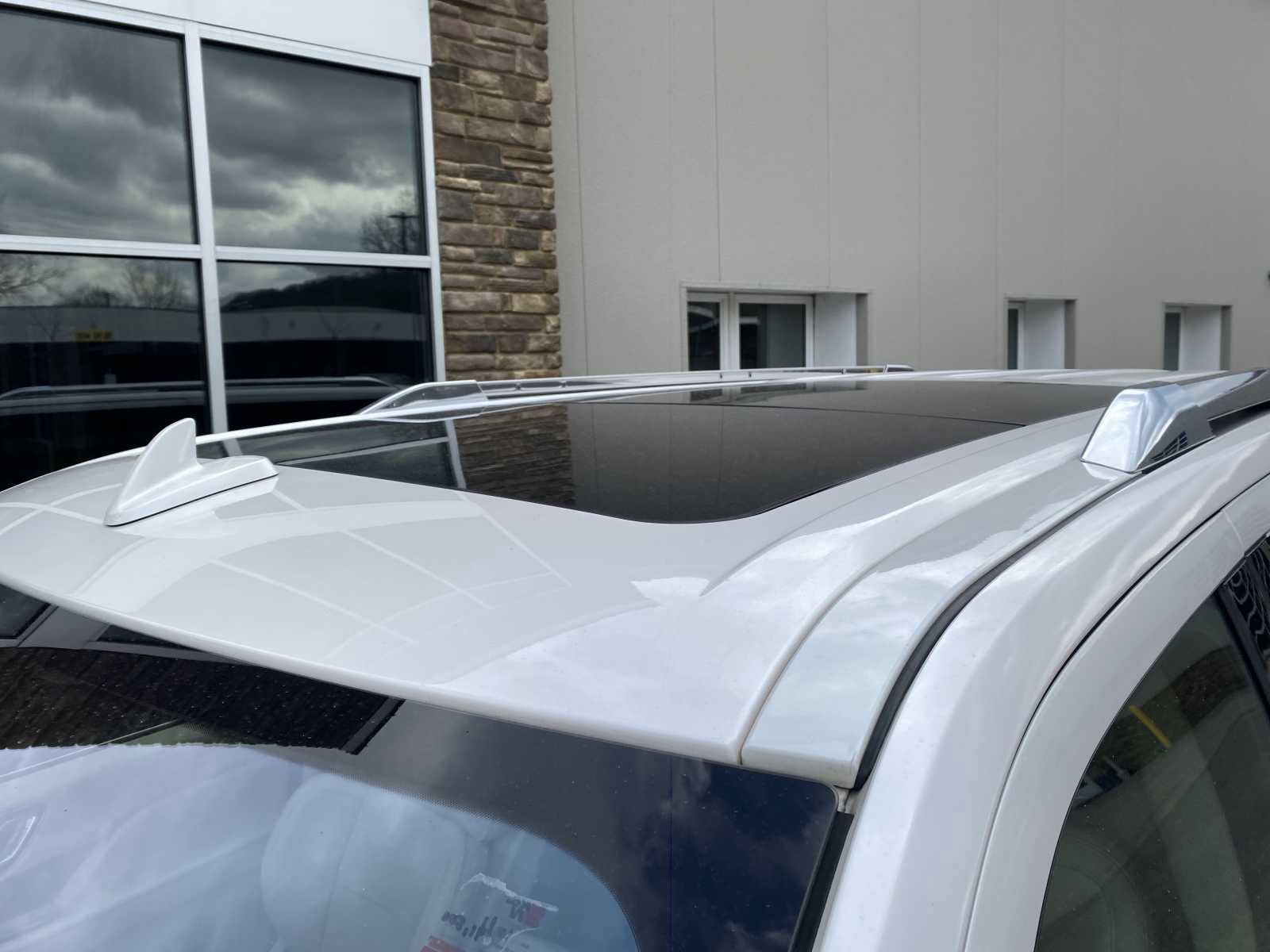 Used 2018 Lincoln Navigator L Reserve w/ Technology Package image 5