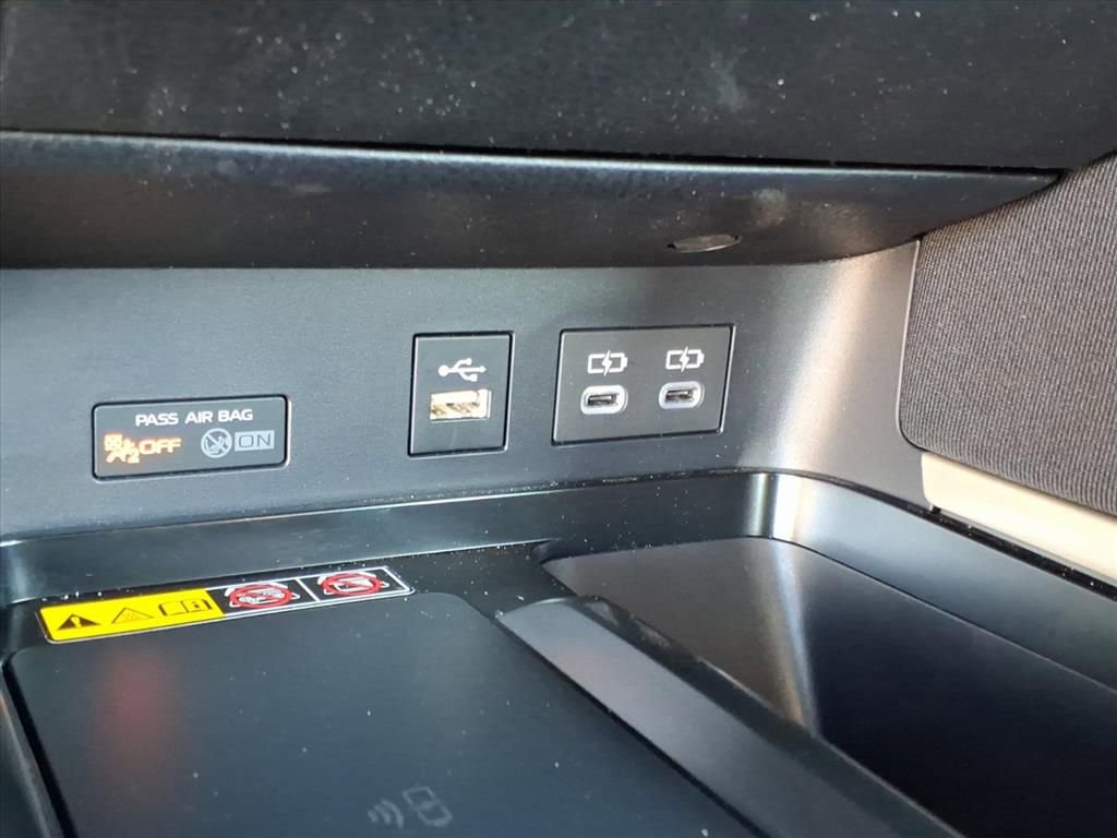 Certified 2025 Toyota Camry LE image 12