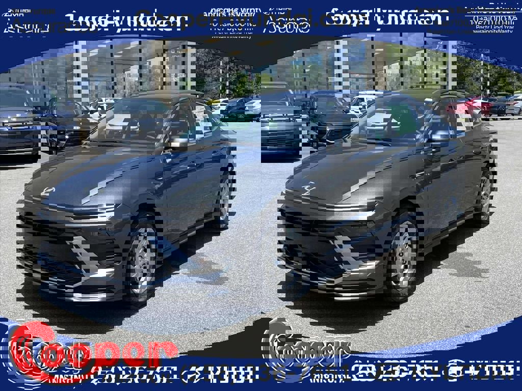 New 2025 Hyundai Sonata SE image 2