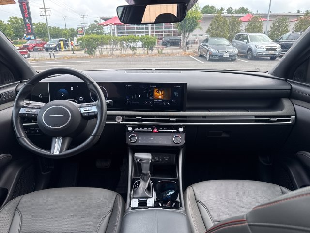 Certified 2025 Hyundai Santa Cruz Limited AWD/4WD image 12