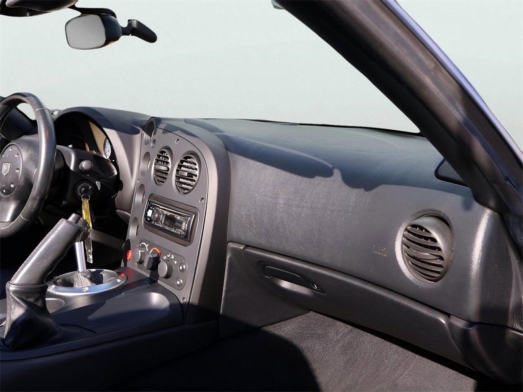 Used 2003 Dodge Viper SRT-10 image 10