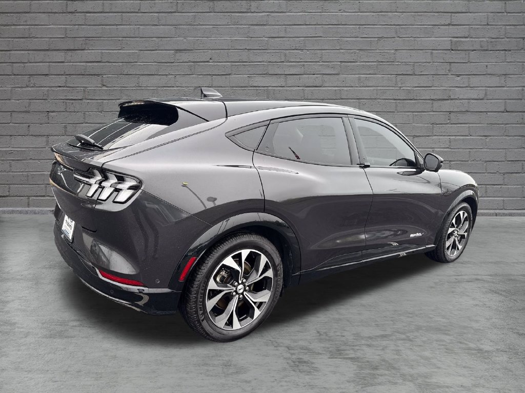 Used 2022 Ford Mustang Mach-E Premium AWD/4WD image 8