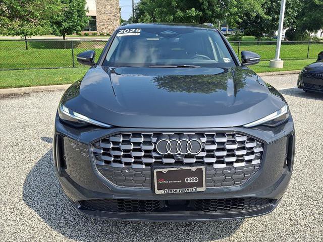 Certified 2025 Audi Q5 Premium w/ Convenience Package AWD/4WD image 2