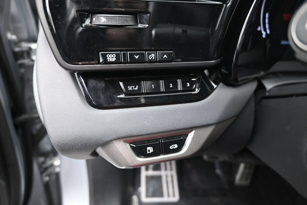 Used 2024 Lexus RX 350 F Sport w/ Convenience Package AWD/4WD image 16