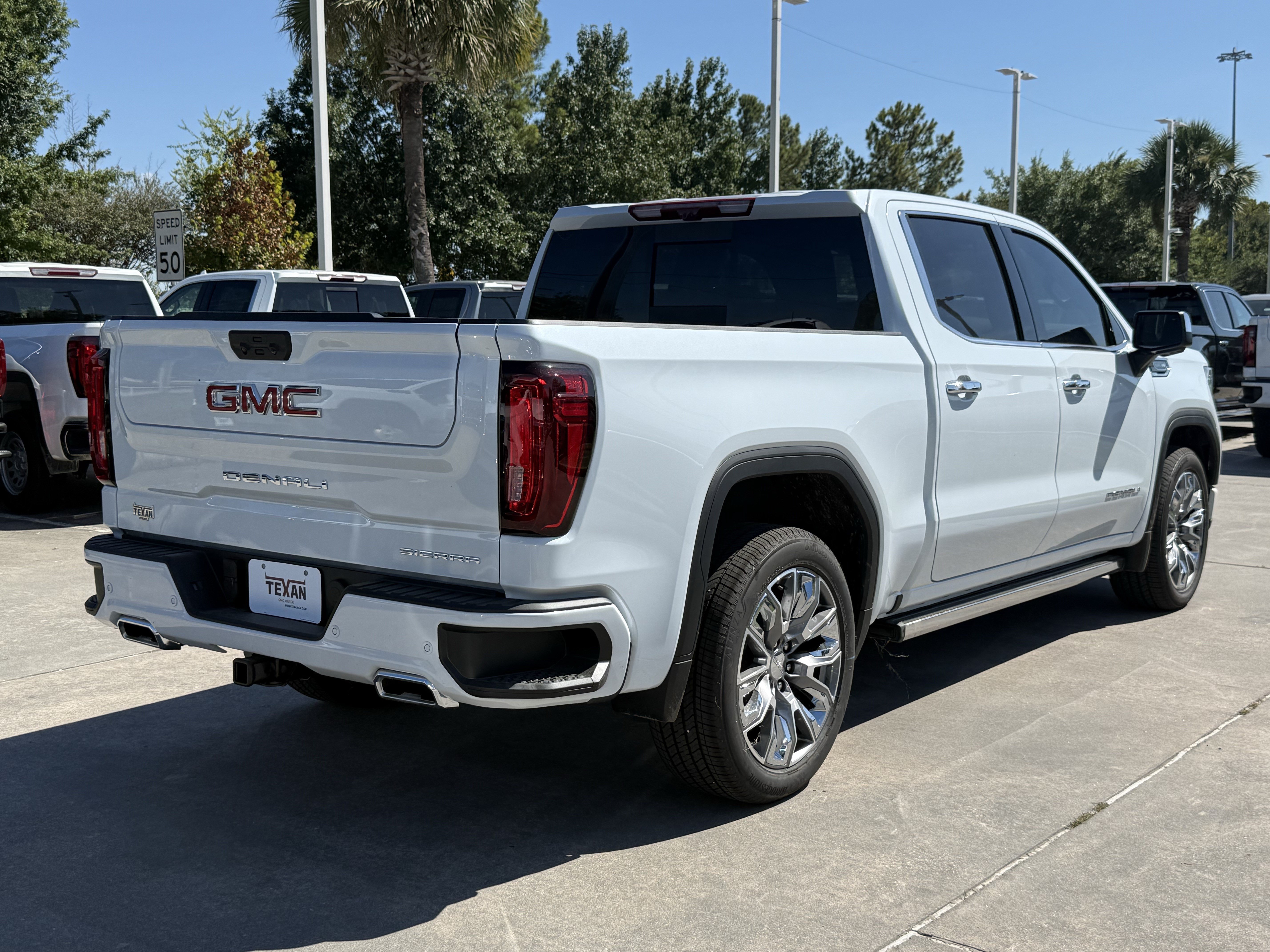 New 2026 GMC Sierra 1500 Denali w/ Denali Reserve Package RWD image 5
