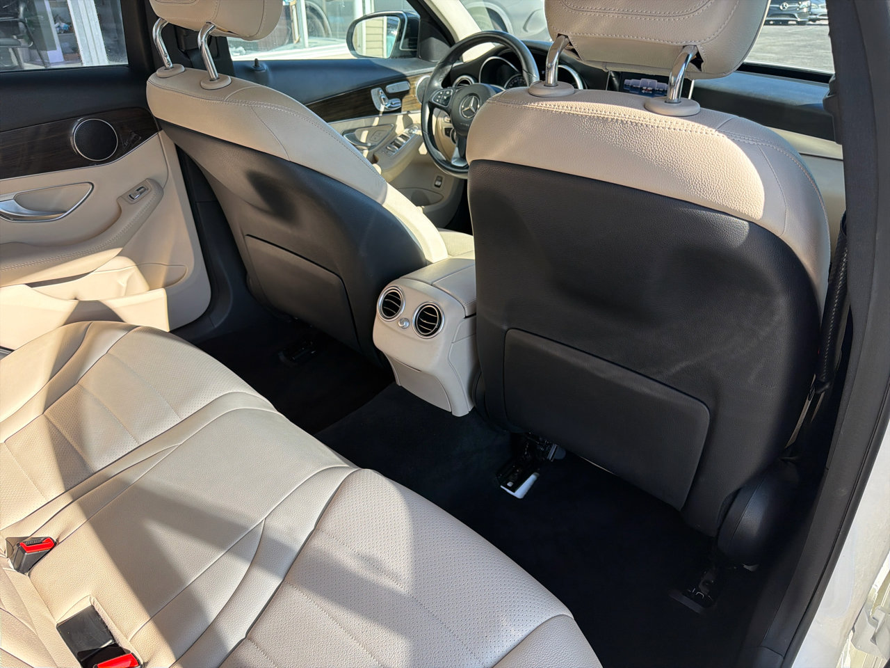 Used 2018 Mercedes-Benz C 300 C 300 Sedan image 27