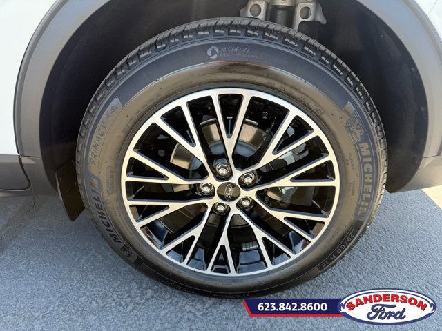 Used 2025 Ford Escape SE image 10