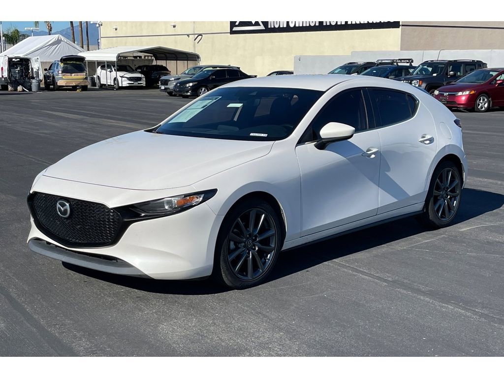 Used 2020 MAZDA MAZDA3 Hatchback w/ Preferred Package image 2