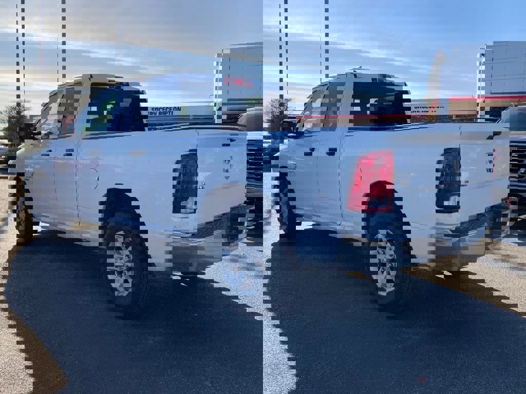 Used 2024 RAM 1500 Classic SLT image 7