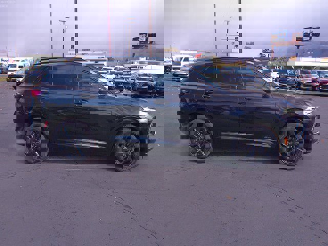 New 2025 Buick Envision Sport Touring image 3