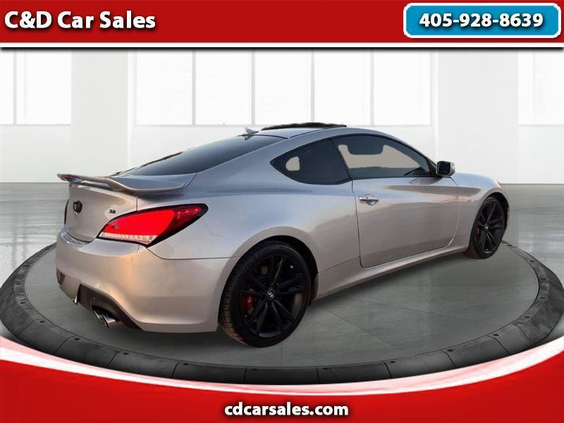 Used 2012 Hyundai Genesis 3.8 RWD image 1